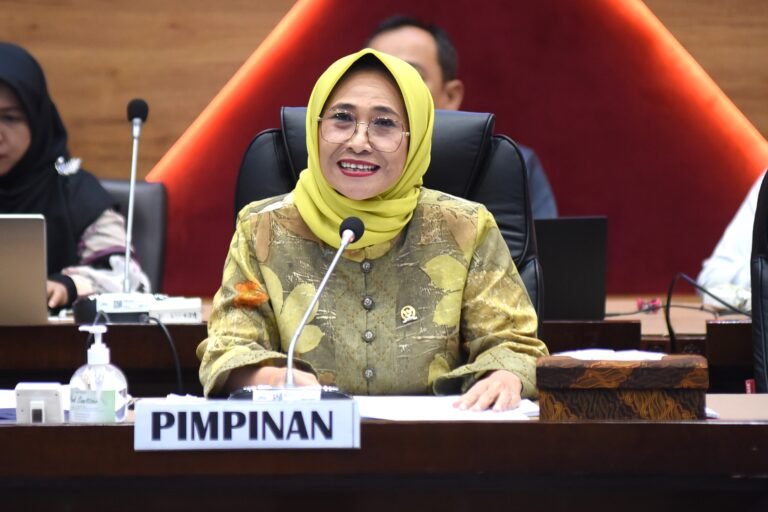 Tingginya Fenomena Menyontek, Hetifah: Pendidikan Juga Diukur dari Pembentukan Karakter