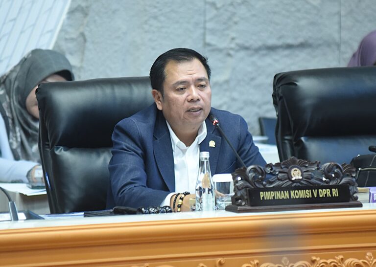 Komisi V Minta Basarnas Maksimalkan Pencarian Korban KMP Tunu Pratama Jaya