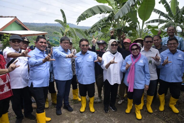Rehabilitasi Hutan di Semarang Tak Sekadar Cegah Banjir, tetapi Juga Sejahterakan Warga